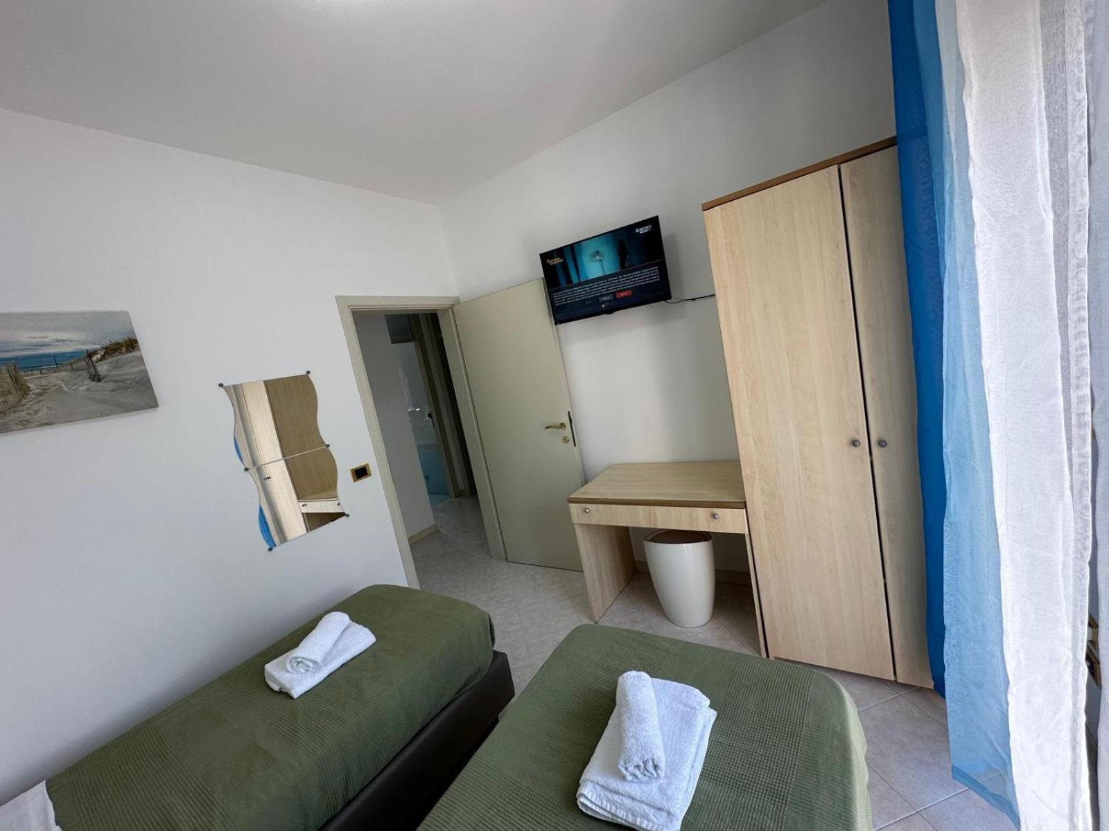 Beach House Holiday Apartments Rimini Zewnętrze zdjęcie